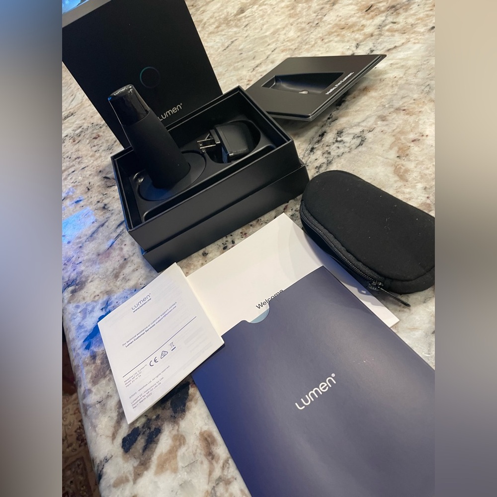 Lumens Black and Blue Electronic Device Kit